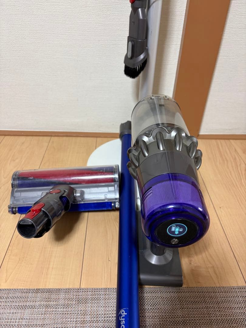 Dyson V11 sv14 スティッククリーナー 本体