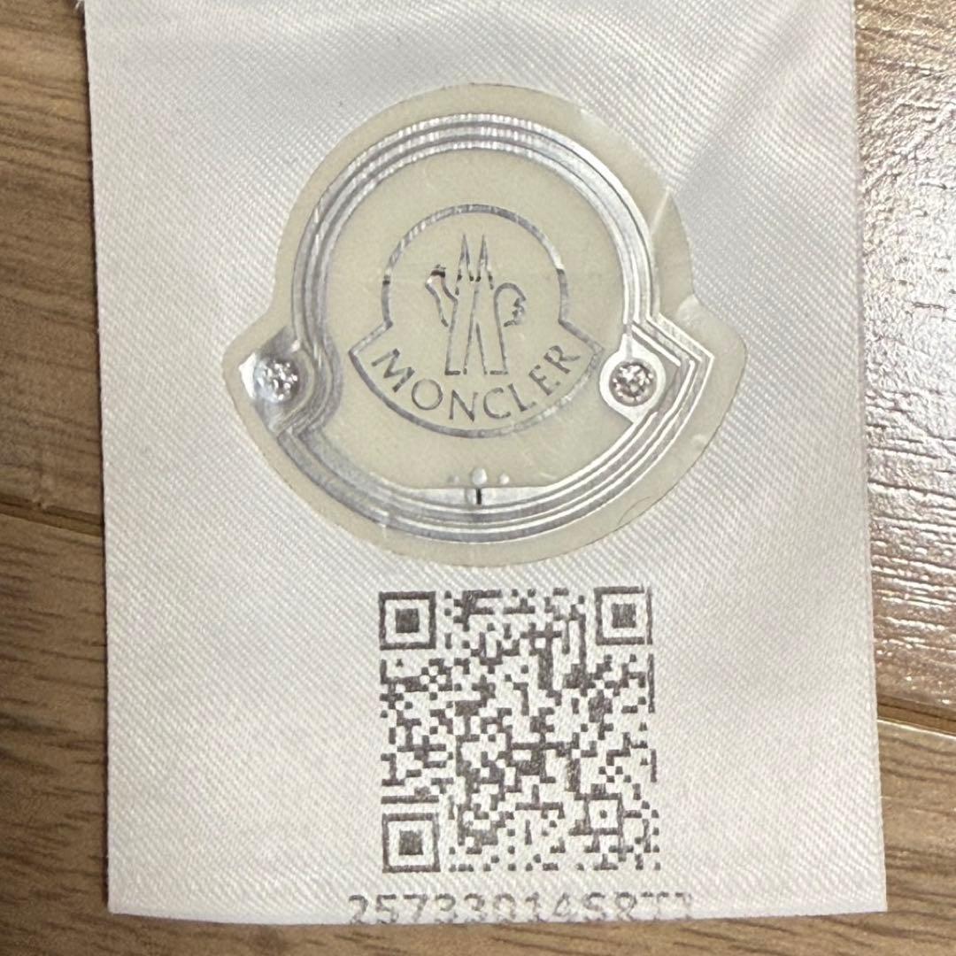 【極美品】MONCLER モンクレール Tシャツ レッド デカロゴ プリント M