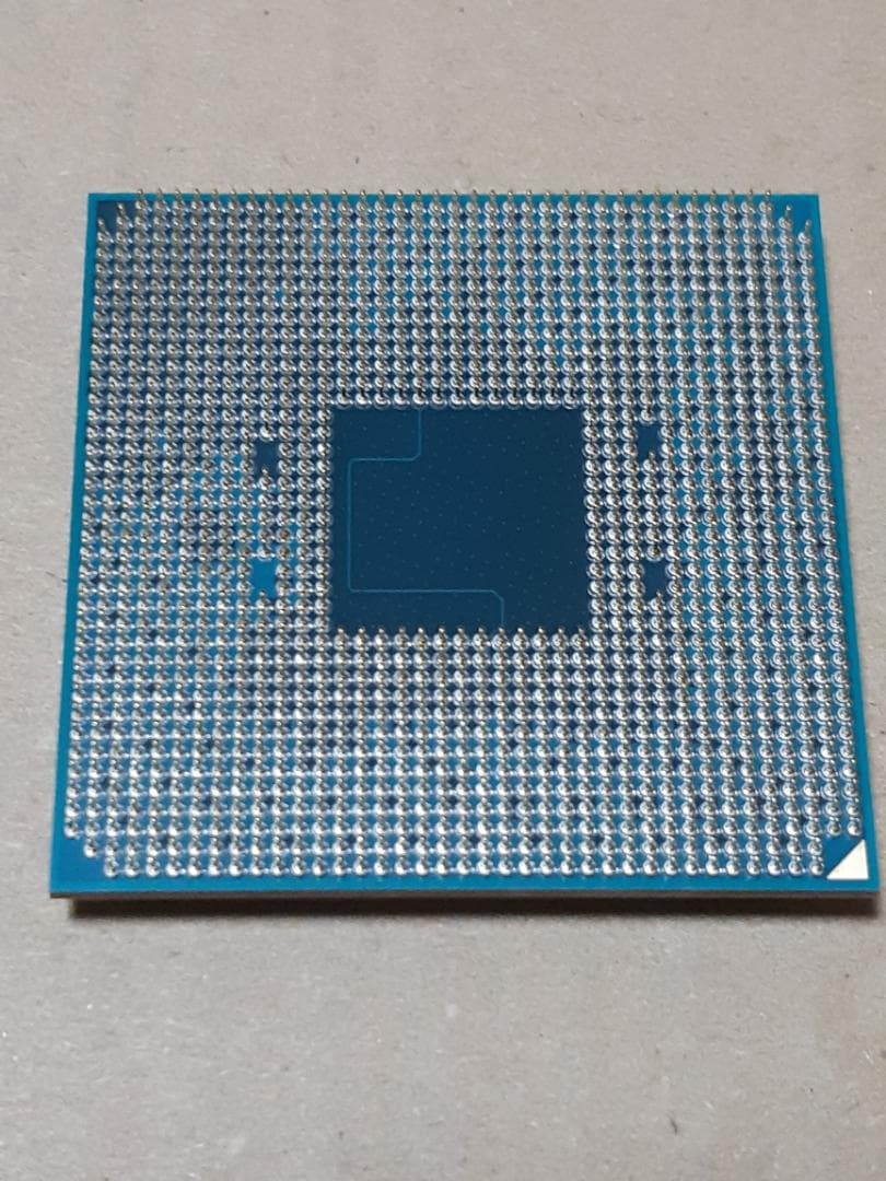 AMD RYZEN5 3400G グラフィック内臓　中古品・本体のみ
