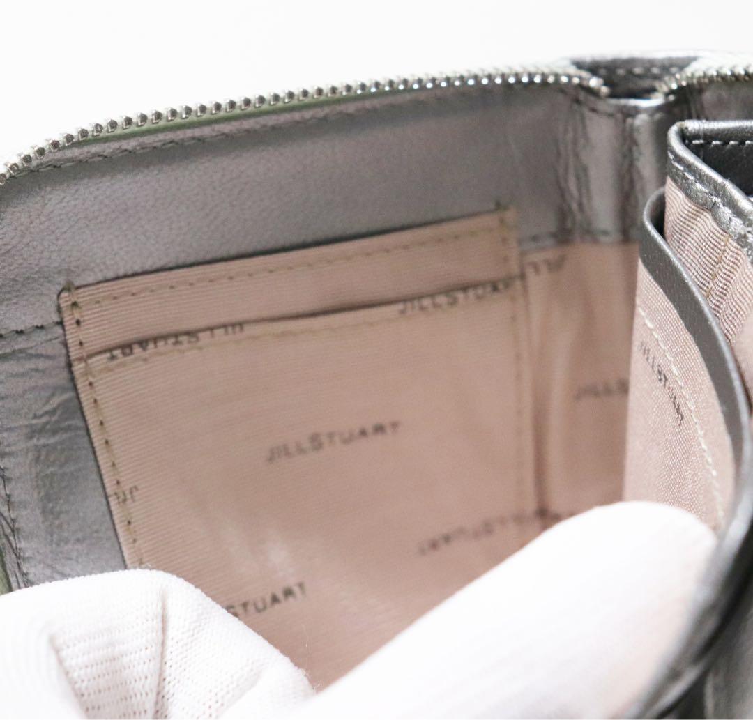 《ジル スチュアート》未使用 メッシュ型押レザー ラウンドファスナー式折り財布