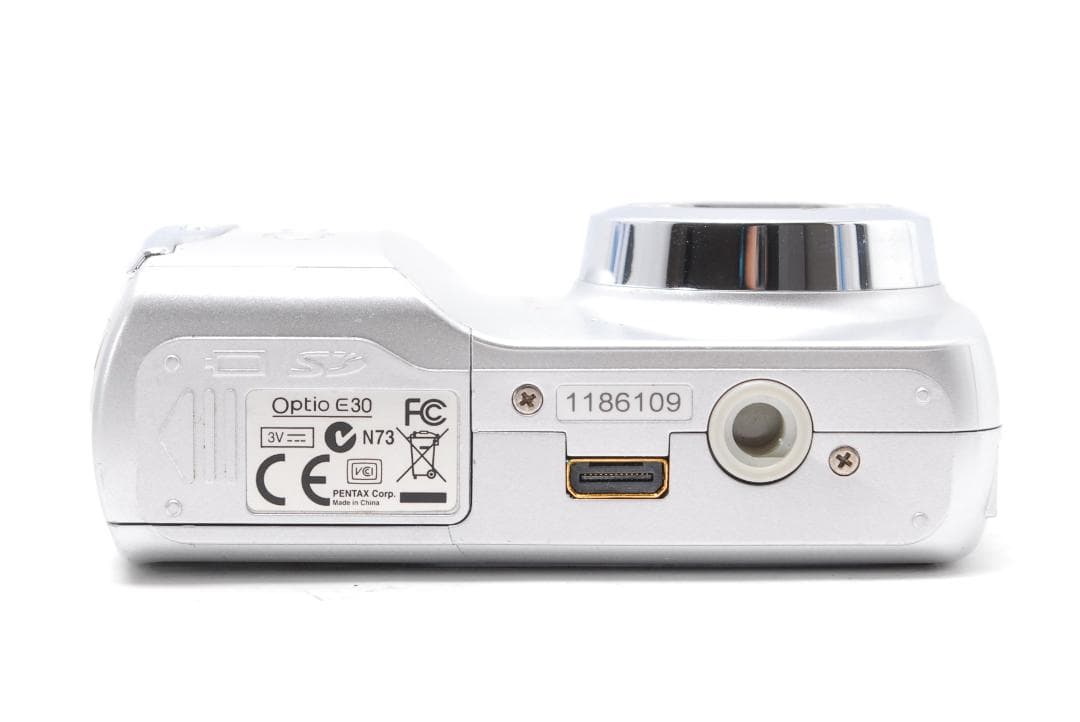 【完動品】手軽に高画質撮影を楽しめるコンデジ　PENTAX Optio E30