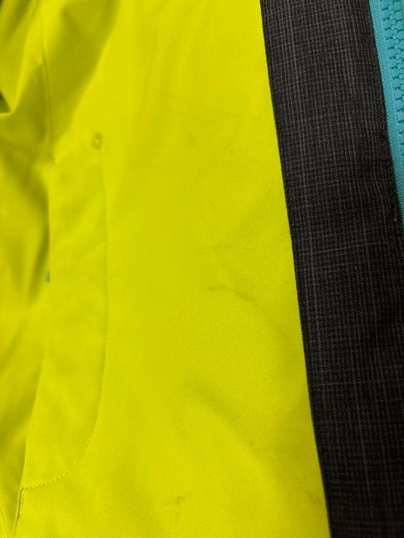 DESCENTE 130 スキーウェア　スキーウエア　子供　デサント　キッズ