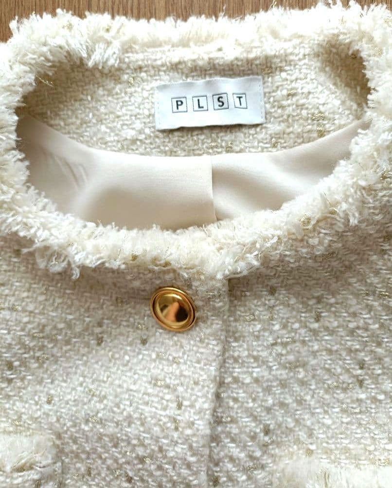 PLSTツイードノーカラージャケット メタルボタン 美品 S　ホワイト