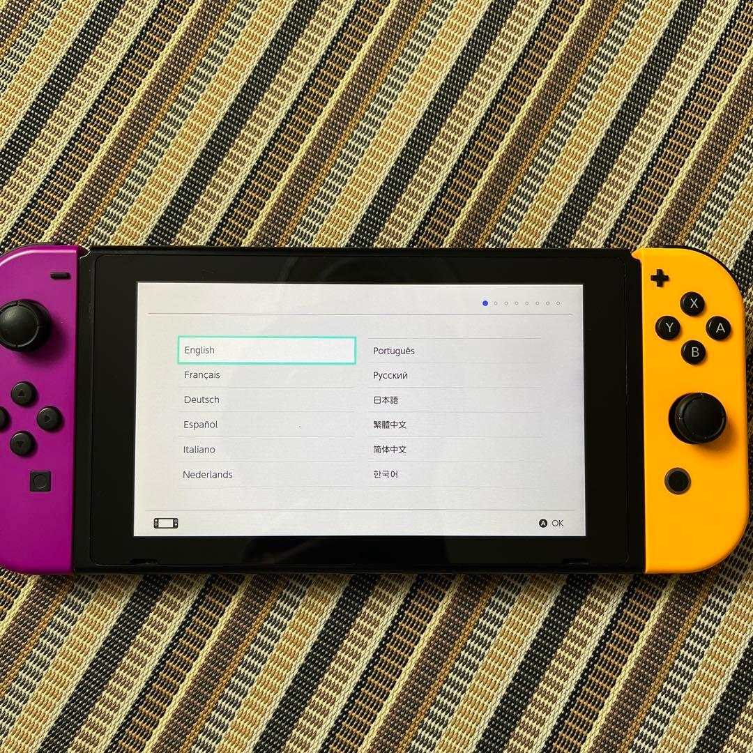 Nintendo Switch 本体 紫/黄