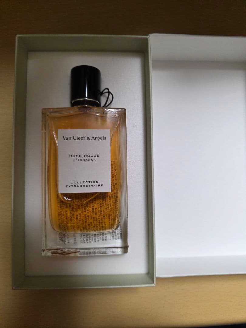 Van Cleef & Arpels ローズリューズ