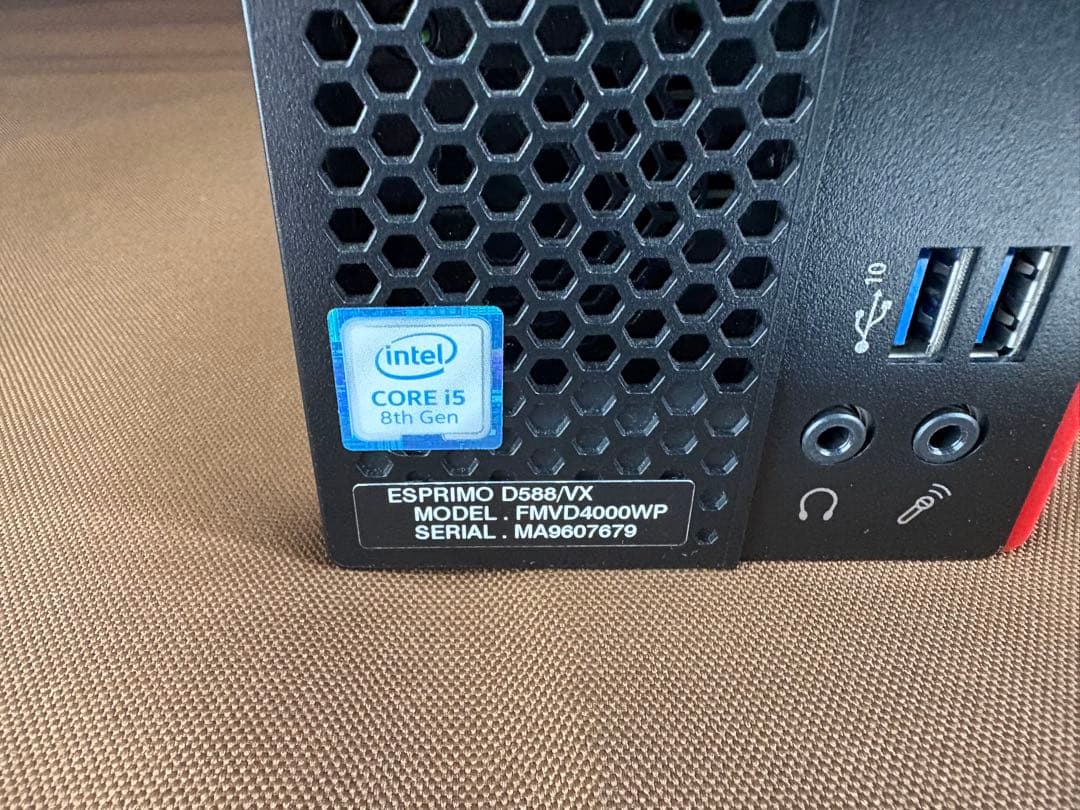 富士通 ESPRIMO 第8世代i5 メモリ16G SSD＋HDD Win11