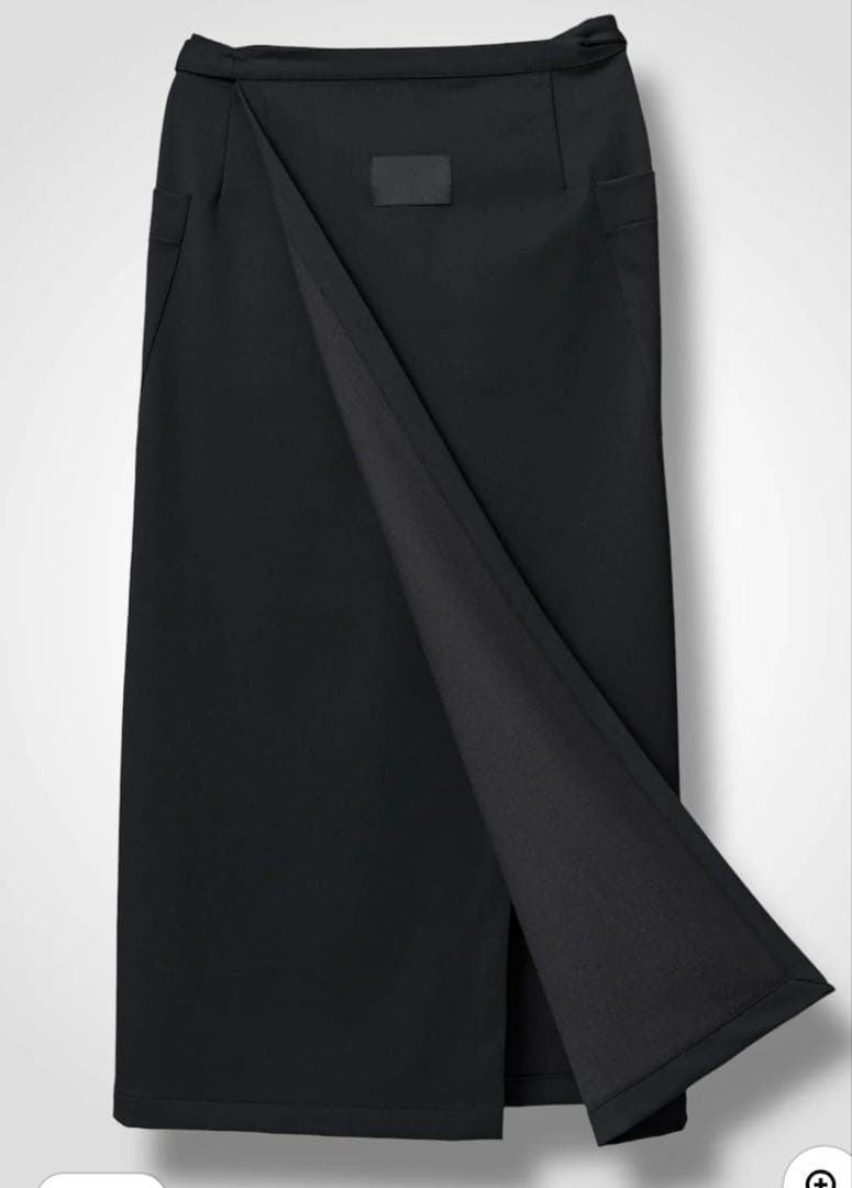 コグザビックスモーク　25AW MIRANDA WRAP SKIRT