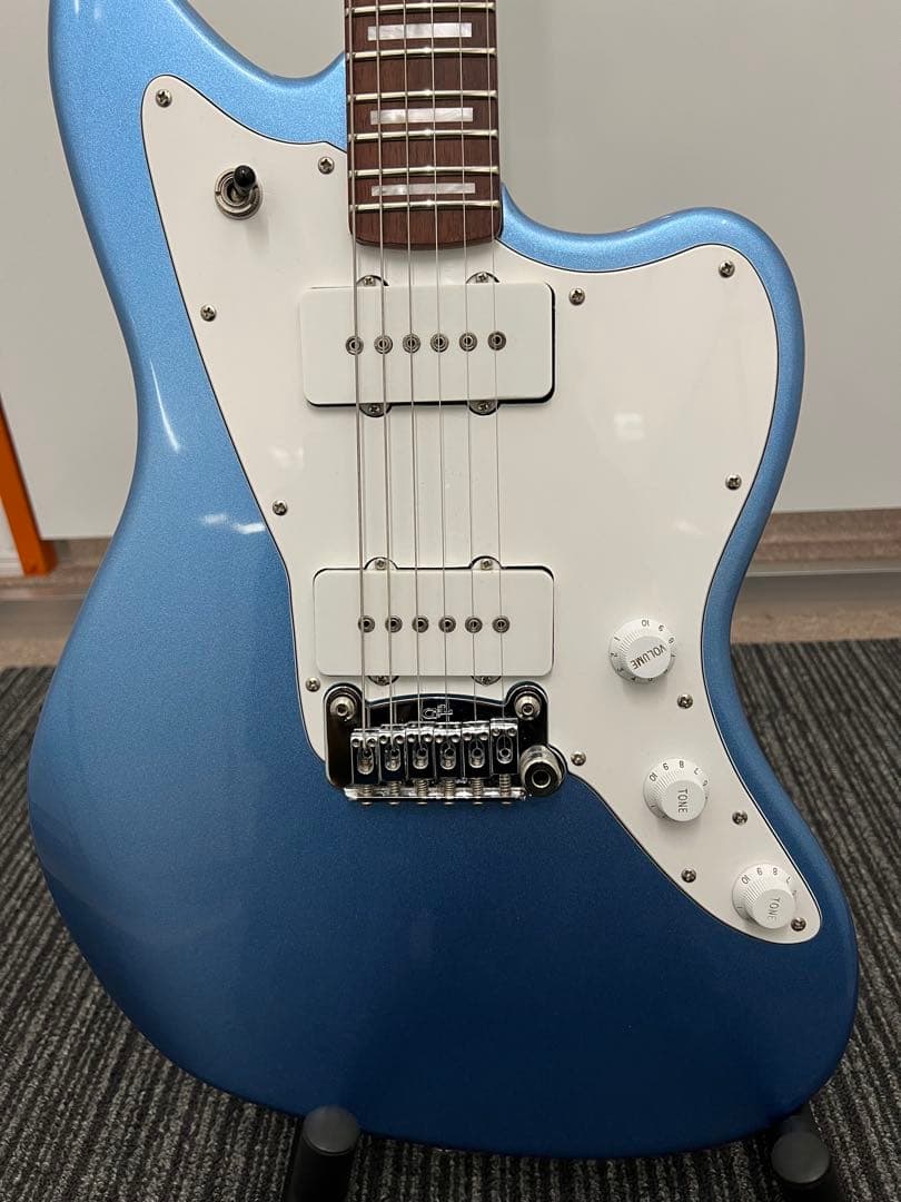 ぷ G&L Tribute Doheny Lake Placid Blue