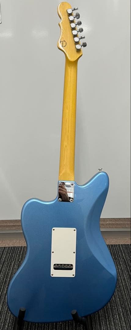 ぷ G&L Tribute Doheny Lake Placid Blue