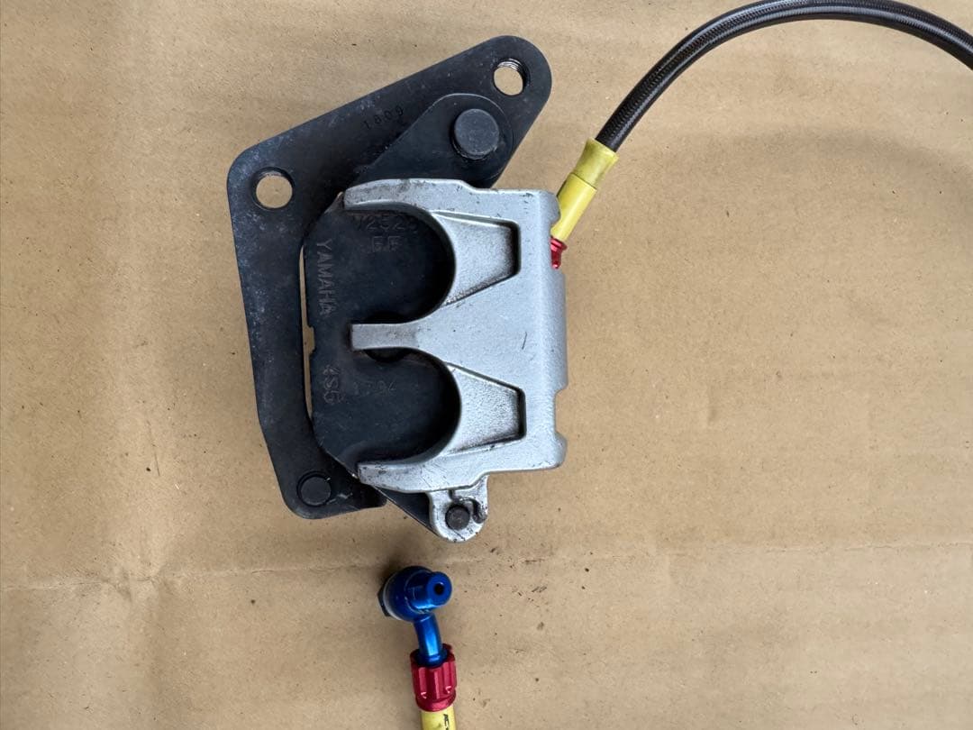 山*起様 YB125SP 2Podキャリパー　ホース付き YBR125 YBR2