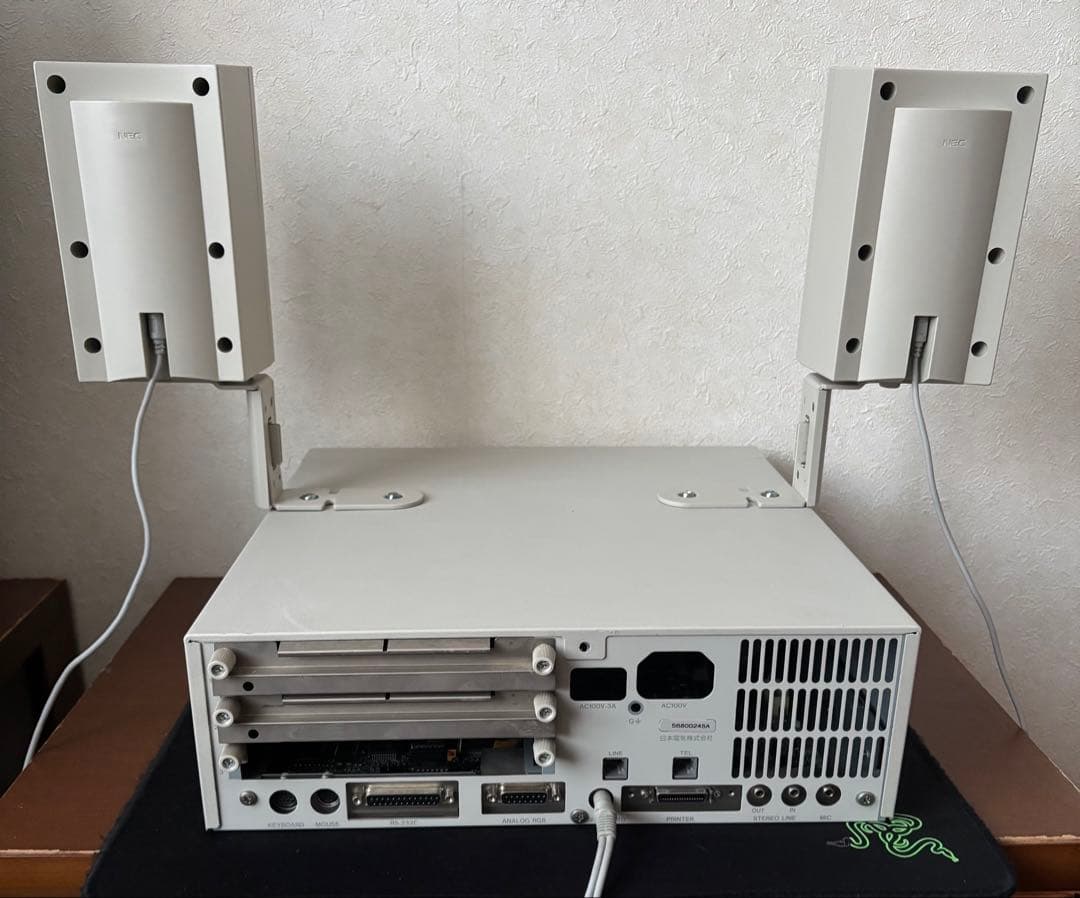 PC-9821Cx 本体とスピーカ 起動不可