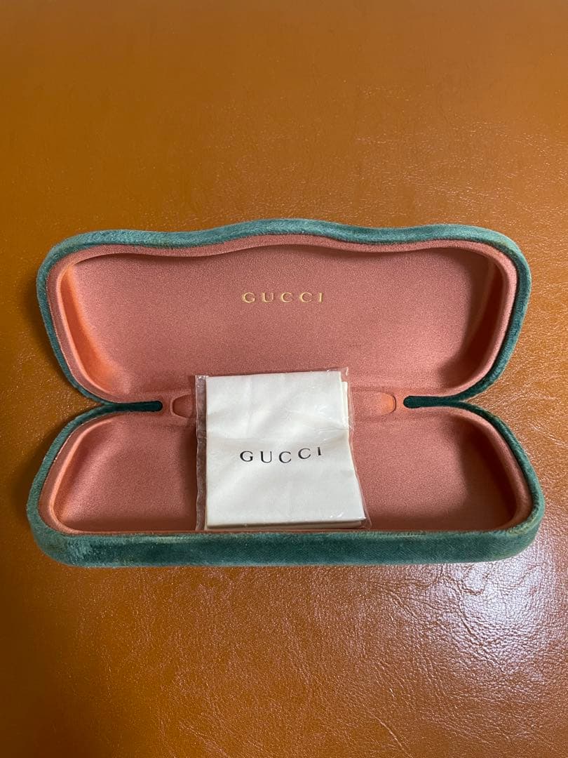 GUCCI GG0061S ブラウン　ウェリントン サングラス