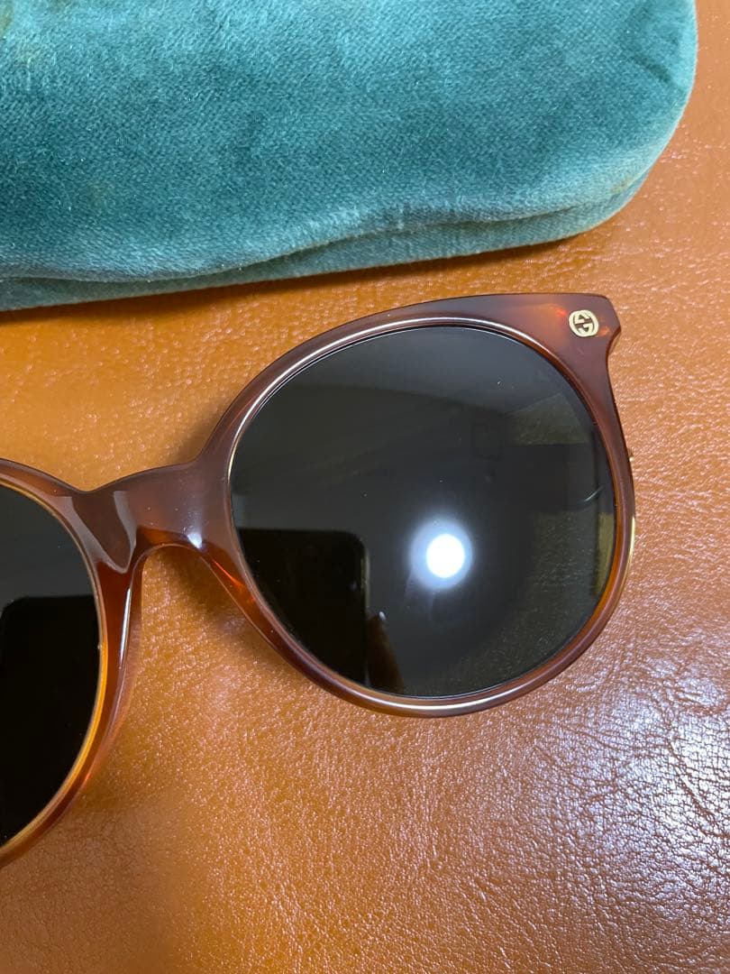 GUCCI GG0061S ブラウン　ウェリントン サングラス