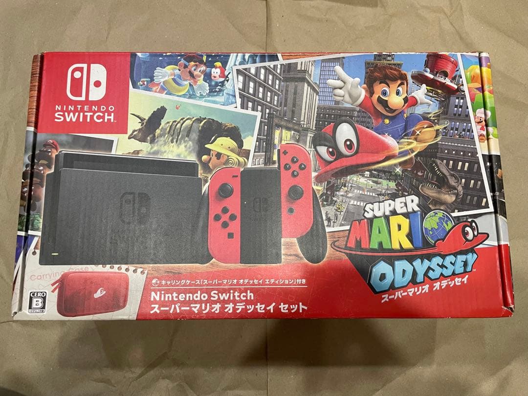 Nintendo Switch本体 (中古品)スーパーマリオオデッセイソフト付