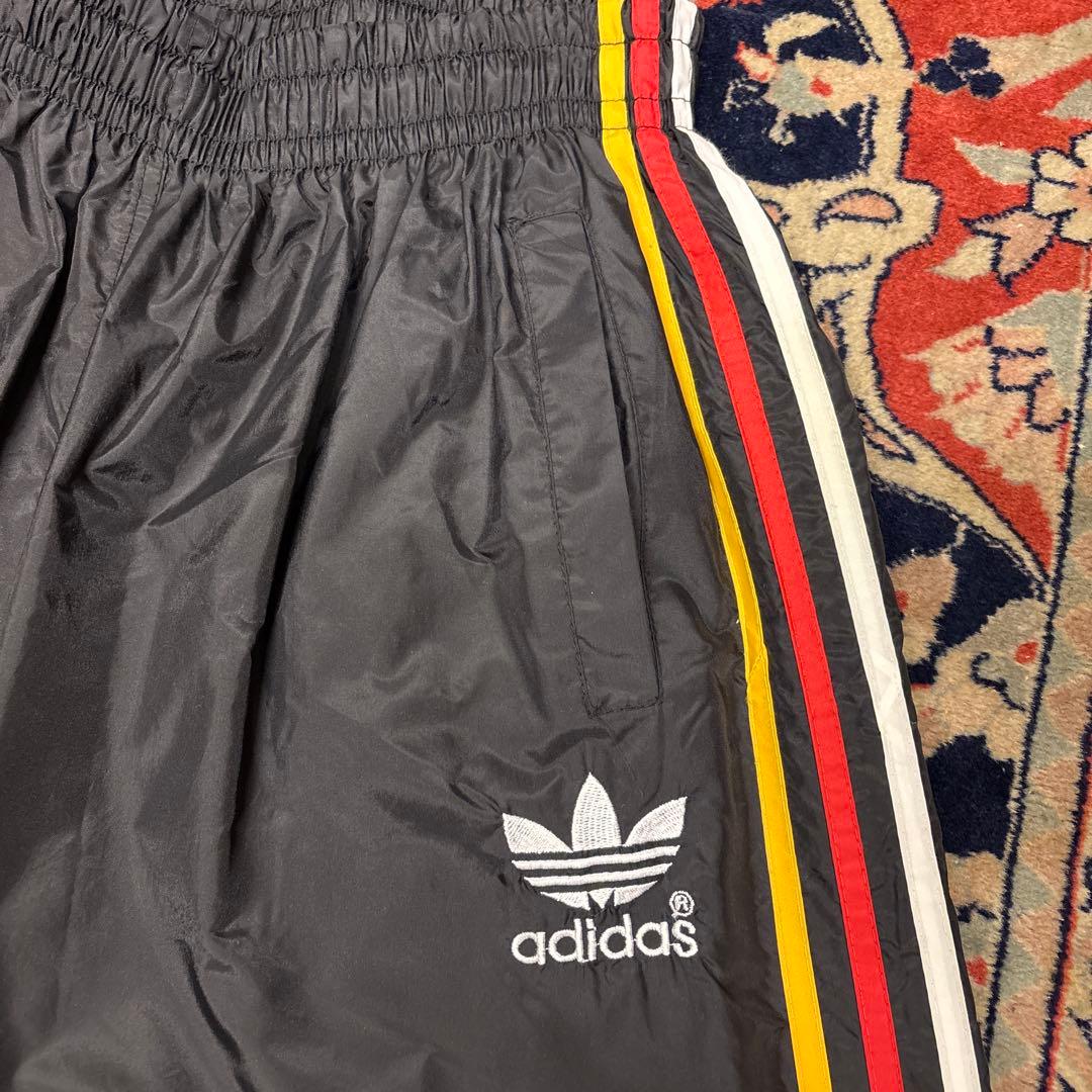 90s adidas ナイロンパンツ 万国旗タグ 3ライン希少