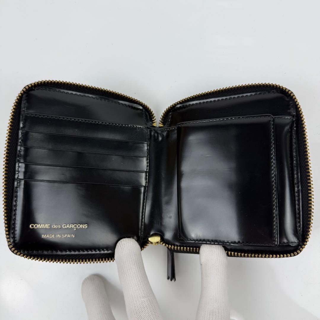 【保存箱付/美品】コムデギャルソン 二つ折り財布 レザー エンボスドット 黒
