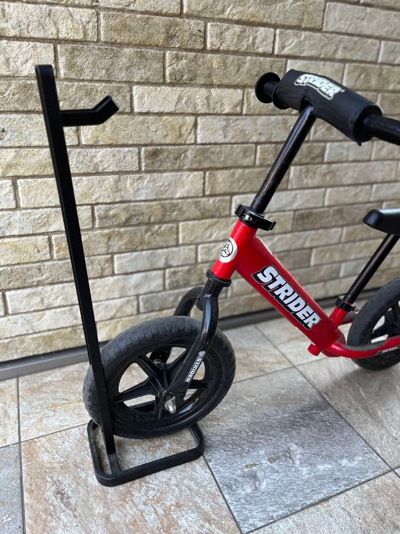 ストライダー 12インチ スポーツモデル 赤 レッド towerスタンド付き
