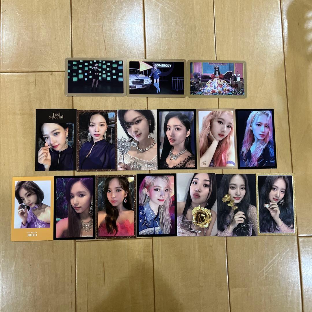 TWICE Feel Special アルバム CD、歌詞カード、ポスター付き
