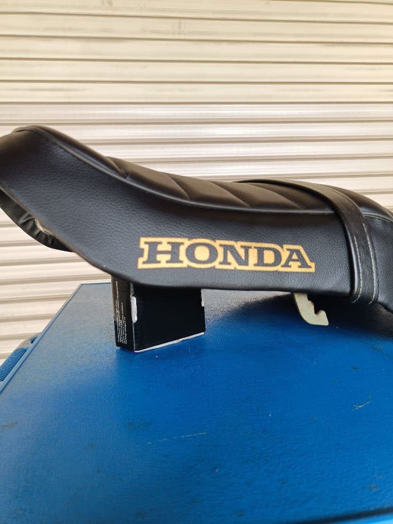 CB750 rc42 タックロールシート　【アウトレット品】張替未使用