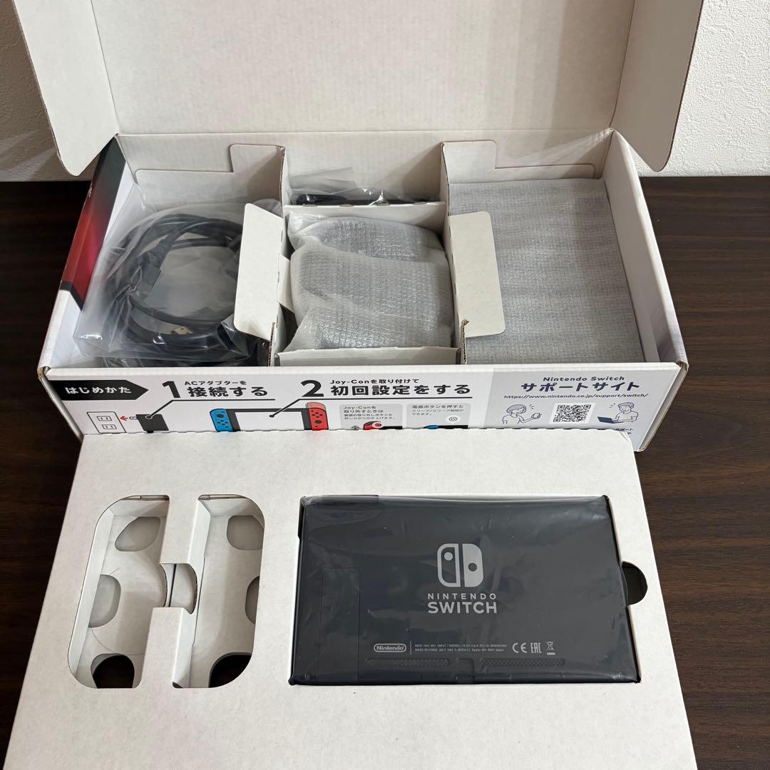 【美品】NintendoSwitch本体 Joy-Conなし 旧型 2017年製