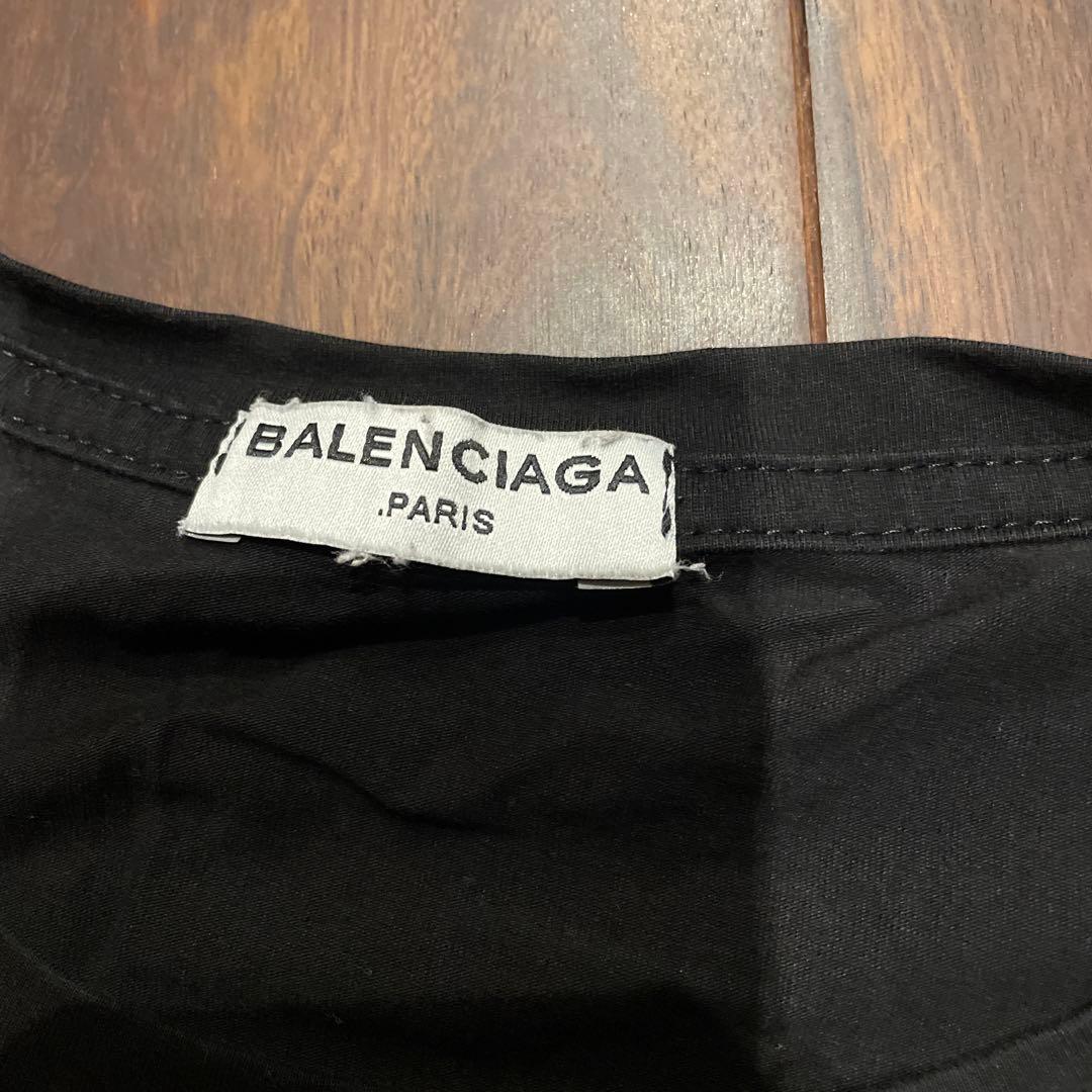 バレンシアガ　Tシャツ