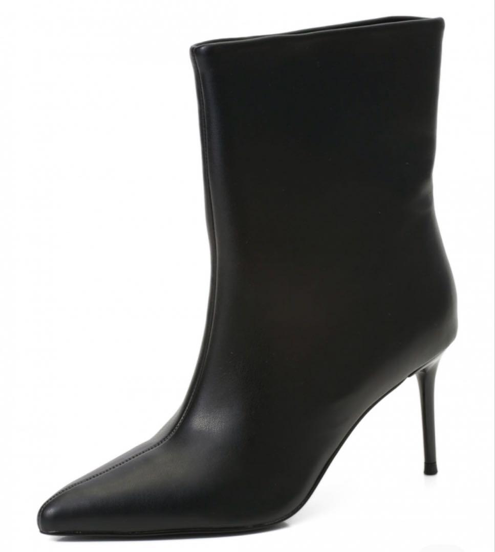 新品STEVE MADDEN レディース ショートブーツ　23.5cm 箱付き