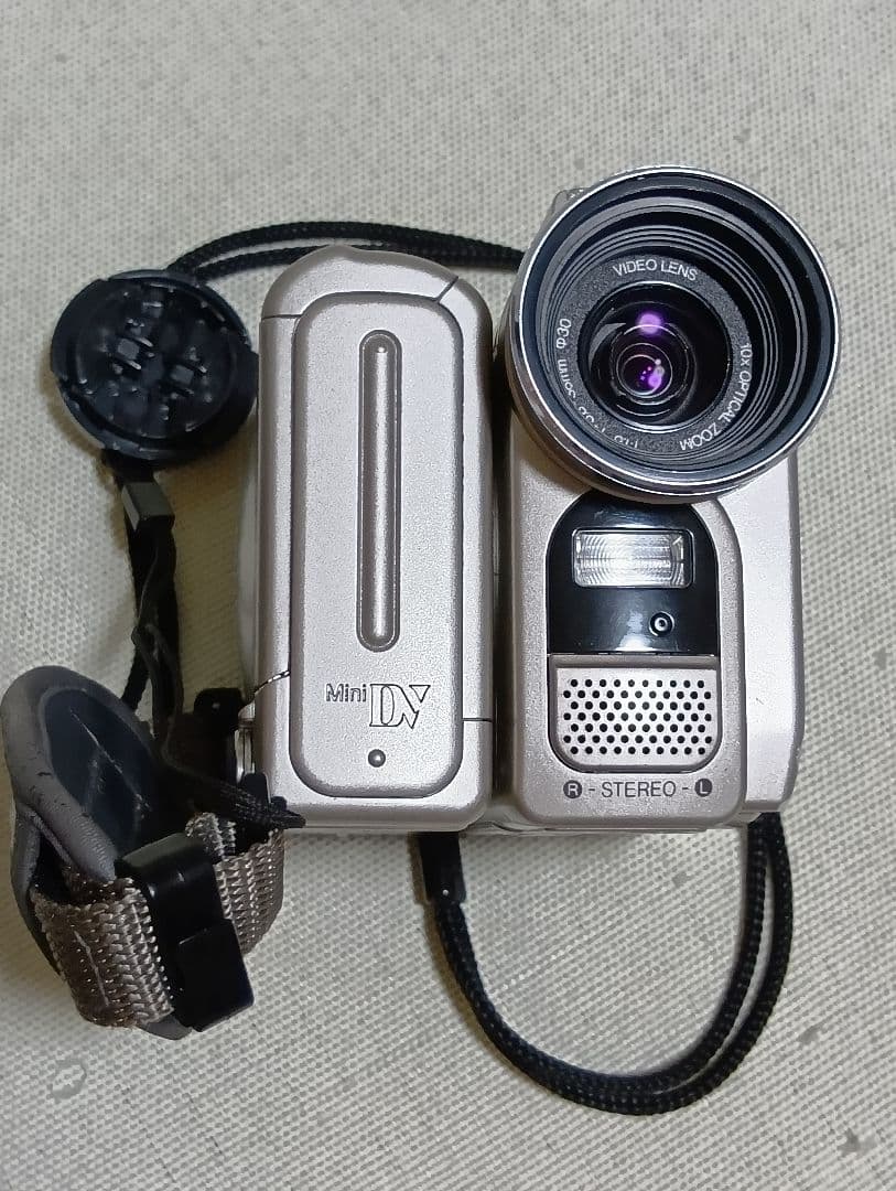 シャープ デジタルビデオカメラ SHARP VL-Z950