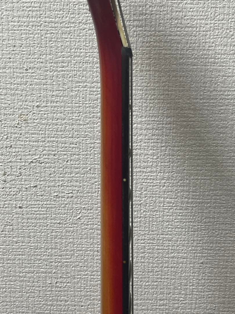 リッケンバッカーモデル エレキギター　Cadenza