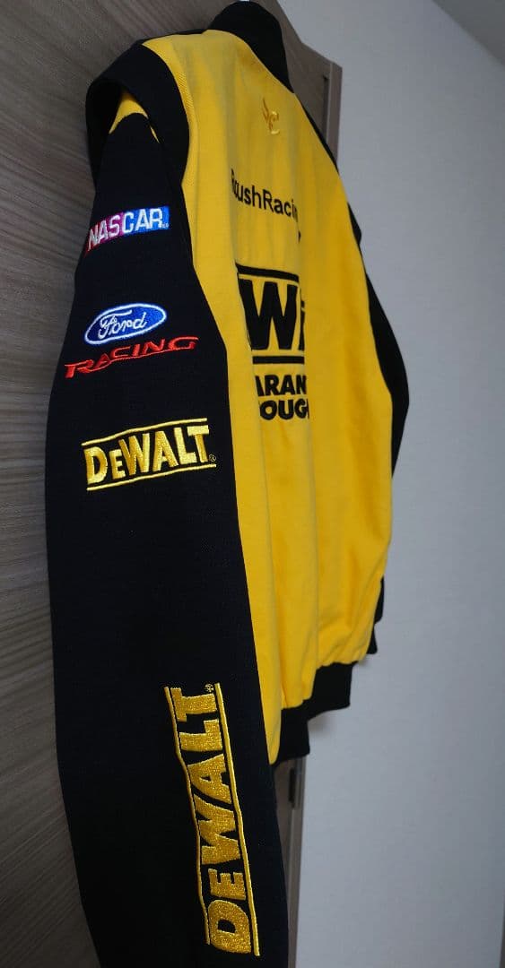 NASCARレーシングジャケット DeWALT