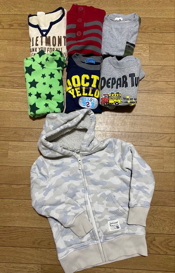 子供服まとめ売り　男の子　サイズ１２０　計６３点