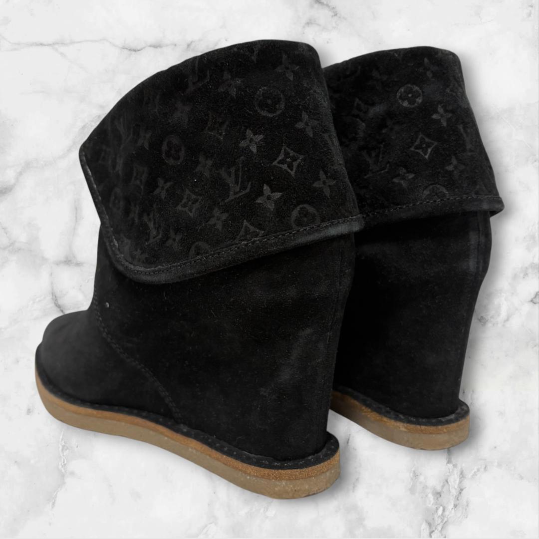 LOUIS VUITTON モノグラム スウェード レザー ショートブーツ 黒