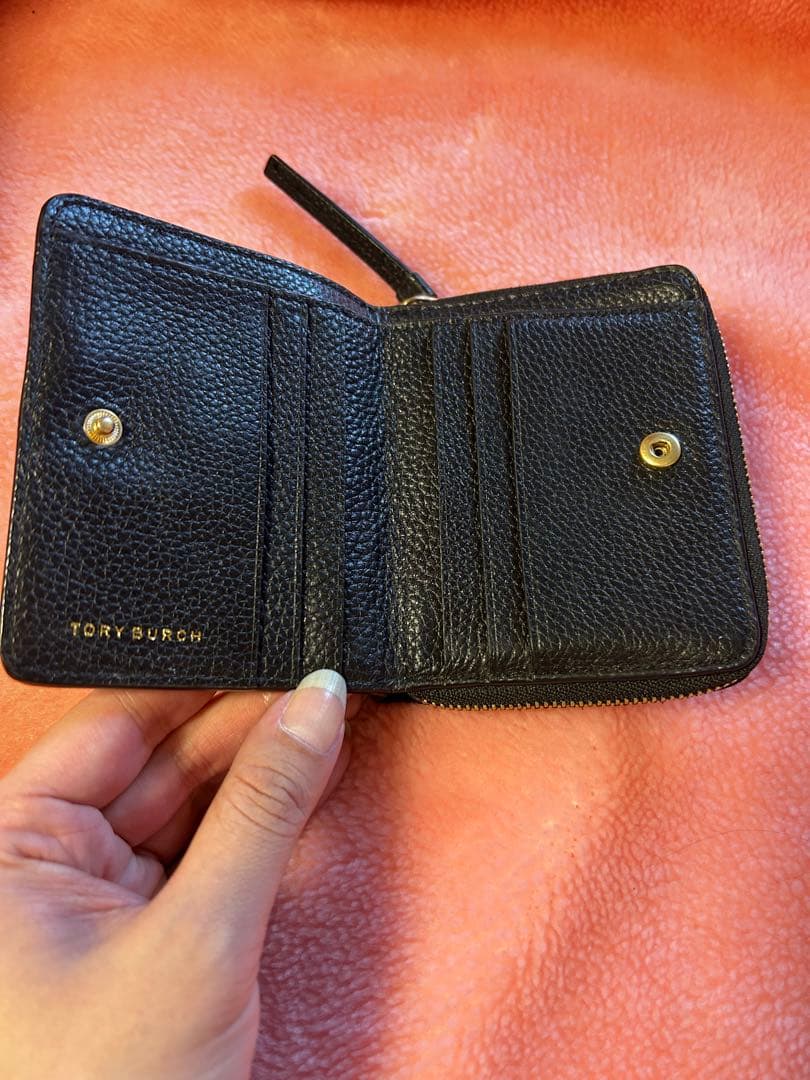 トリーバーチ　２つ折り財布&ピアス　☆おまけプレゼント☺︎