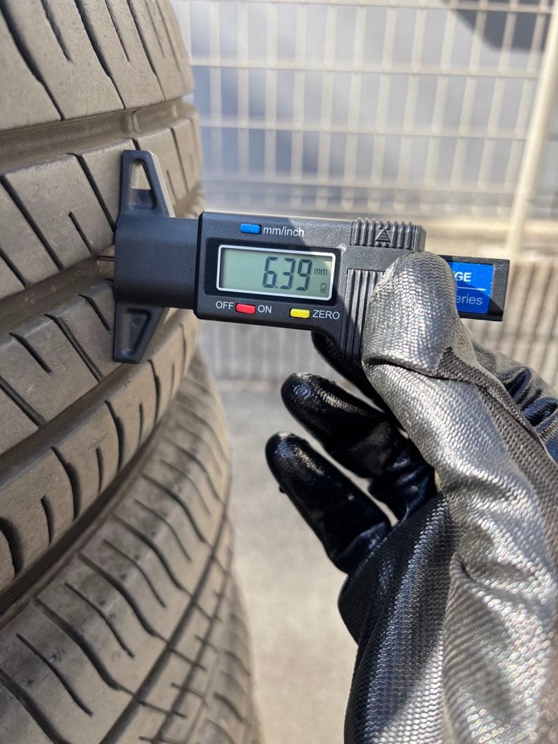 ①195/65R15 Efficient Grip EG02 4本のうち2本