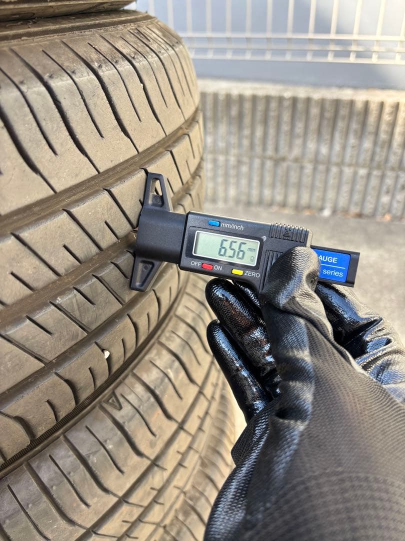 ①195/65R15 Efficient Grip EG02 4本のうち2本