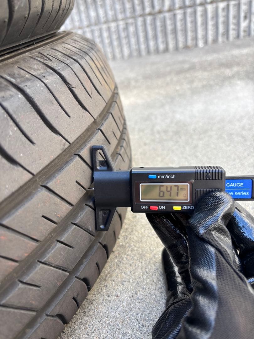 ①195/65R15 Efficient Grip EG02 4本のうち2本