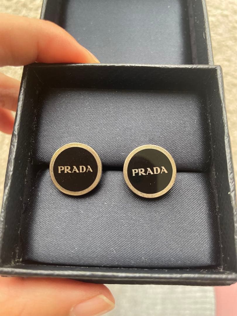 PRADA プラダ カフリンクス カフス ブラックロゴ入り