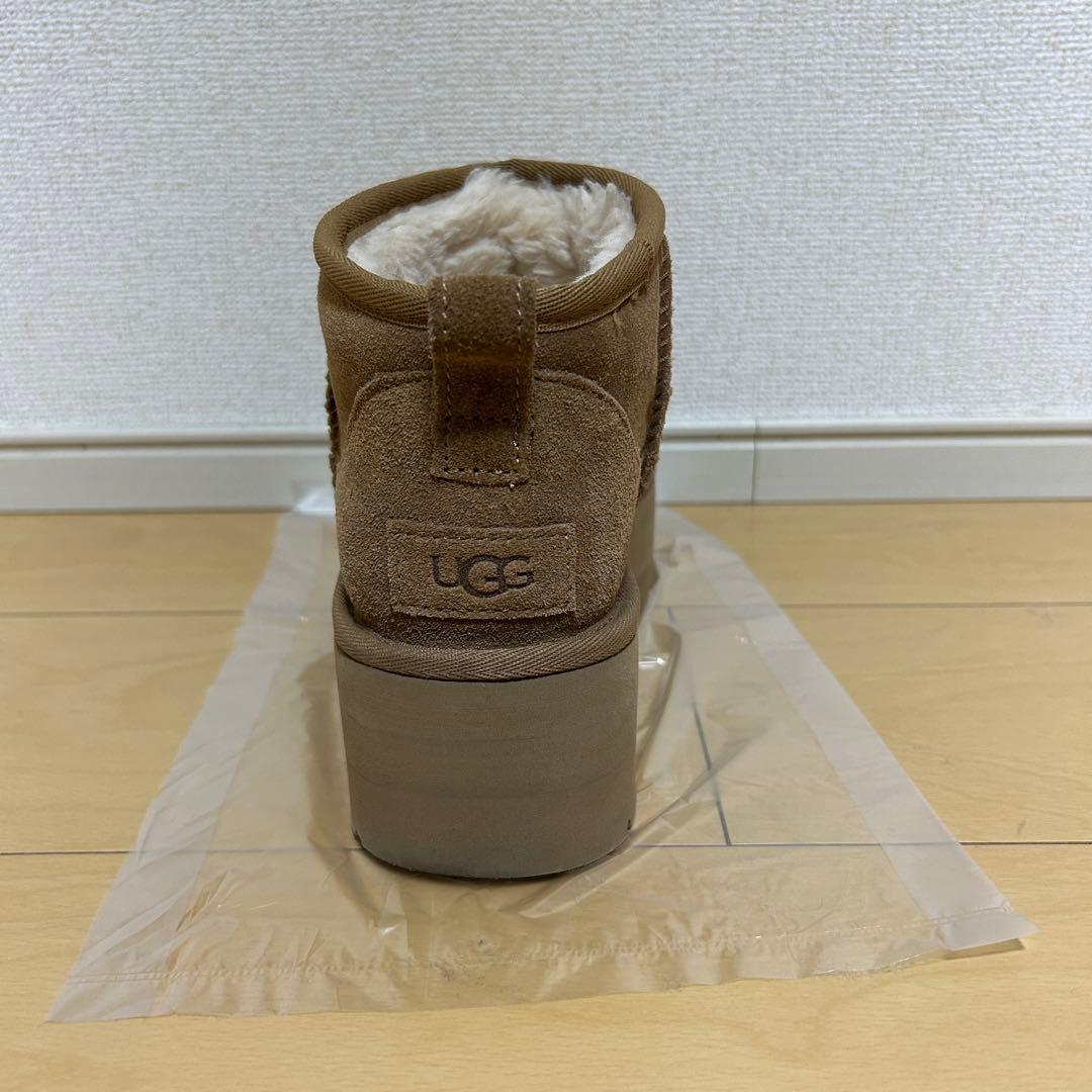 【UGG】Classic Ultra Mini Platformムートンブーツ