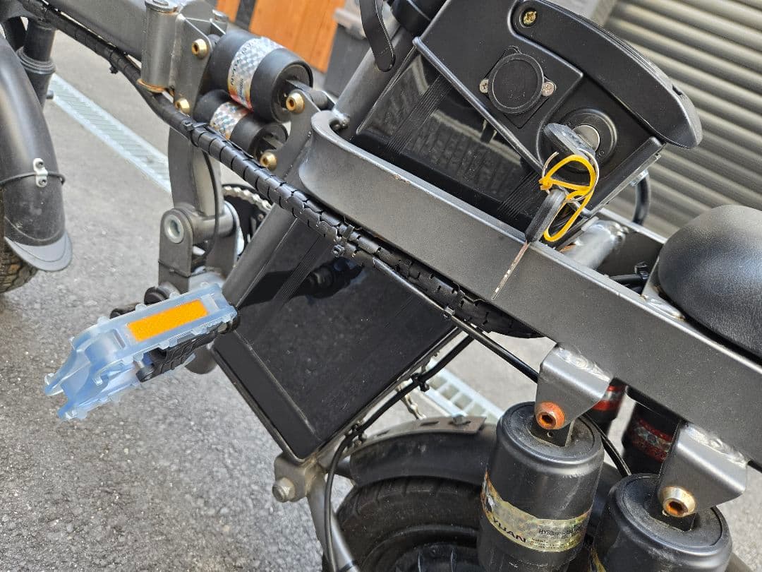 折りたたみ式電動アシスト自転車 ブラック