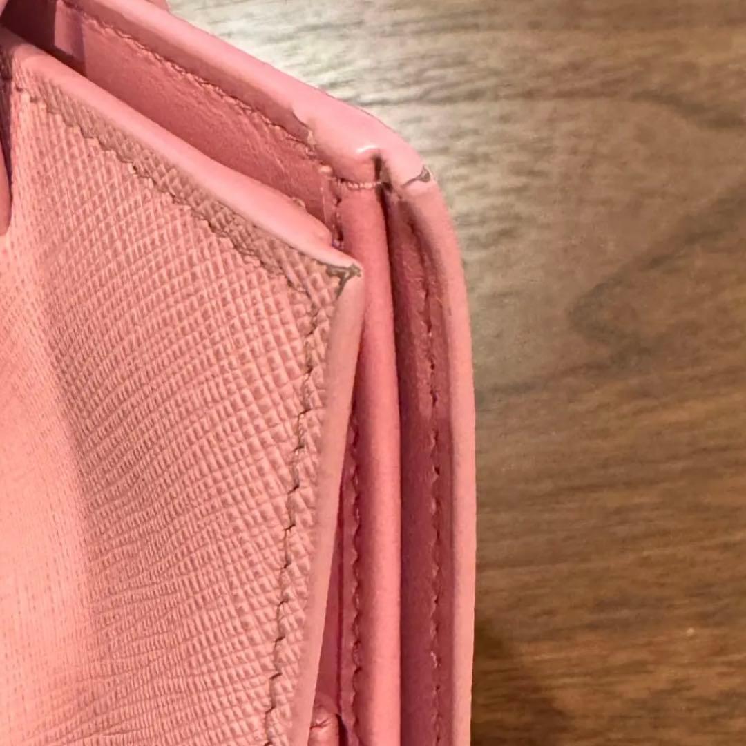 PRADA 財布　ウォレット　二つ折り　プラダ