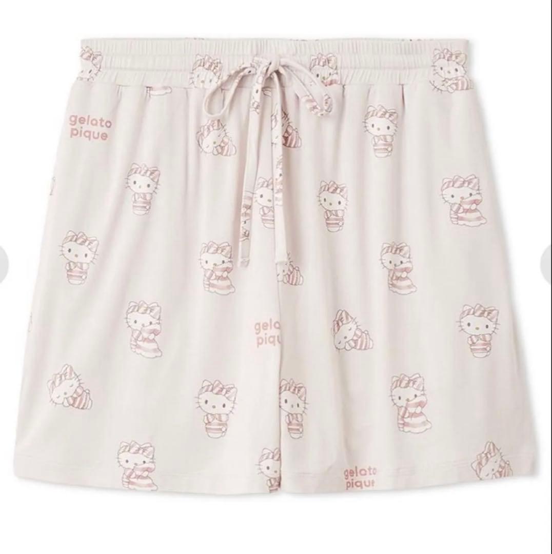サンリオハウスgelato pique 総柄ショートパンツ＆ワンポイントTシャツ