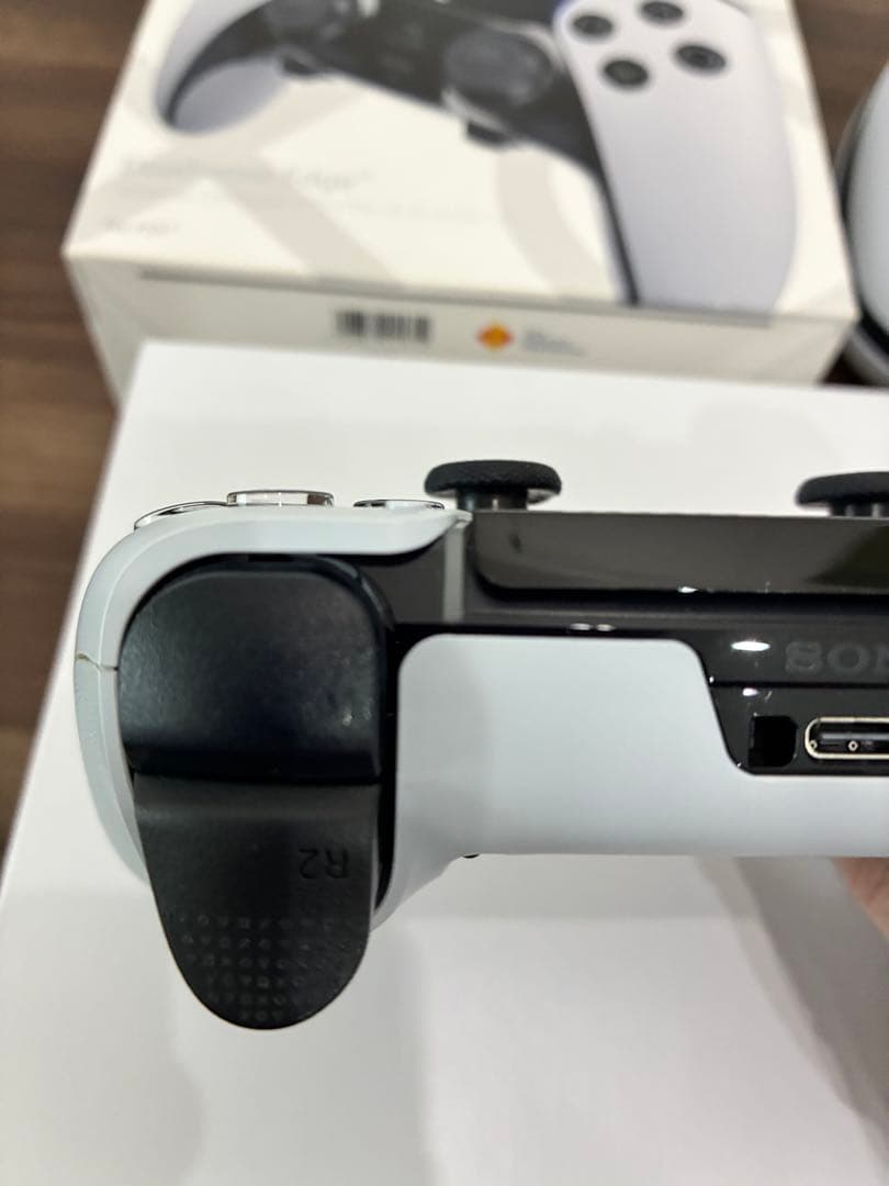 美品　DualSense Edge ワイヤレスコントローラー