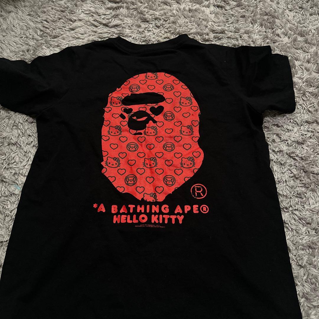 ape kitty sanrioコラボTシャツ　着丈61 身幅48