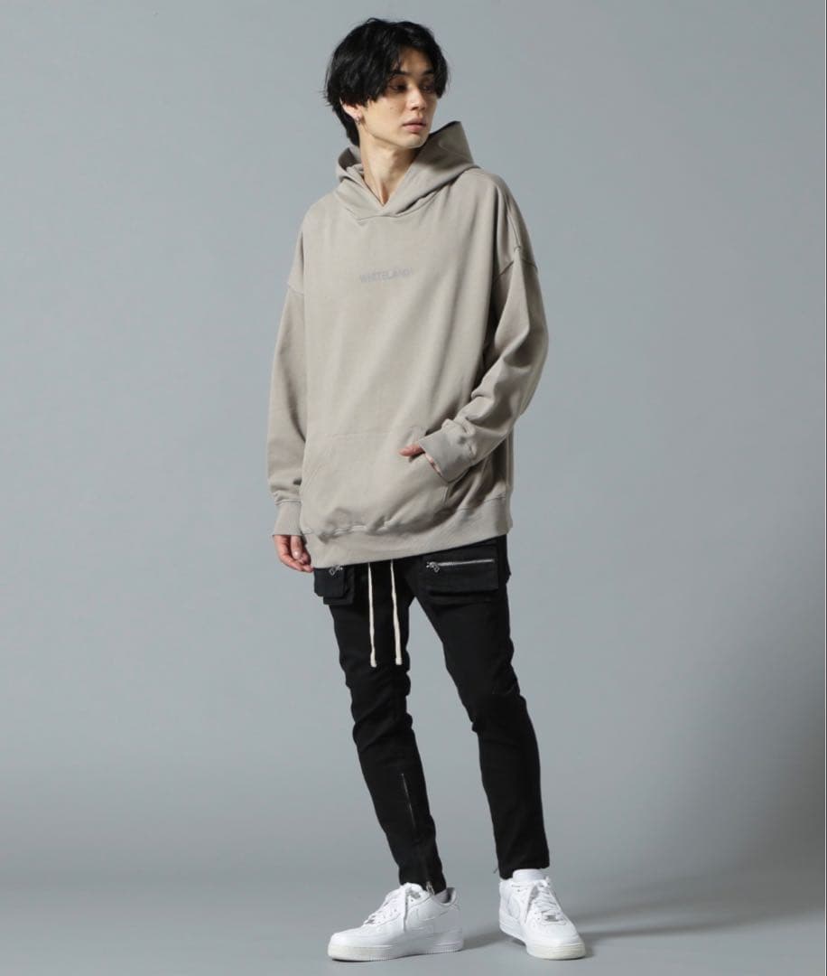 ブラックスリムフィットパンツ Lサイズ　ダンケシェーン