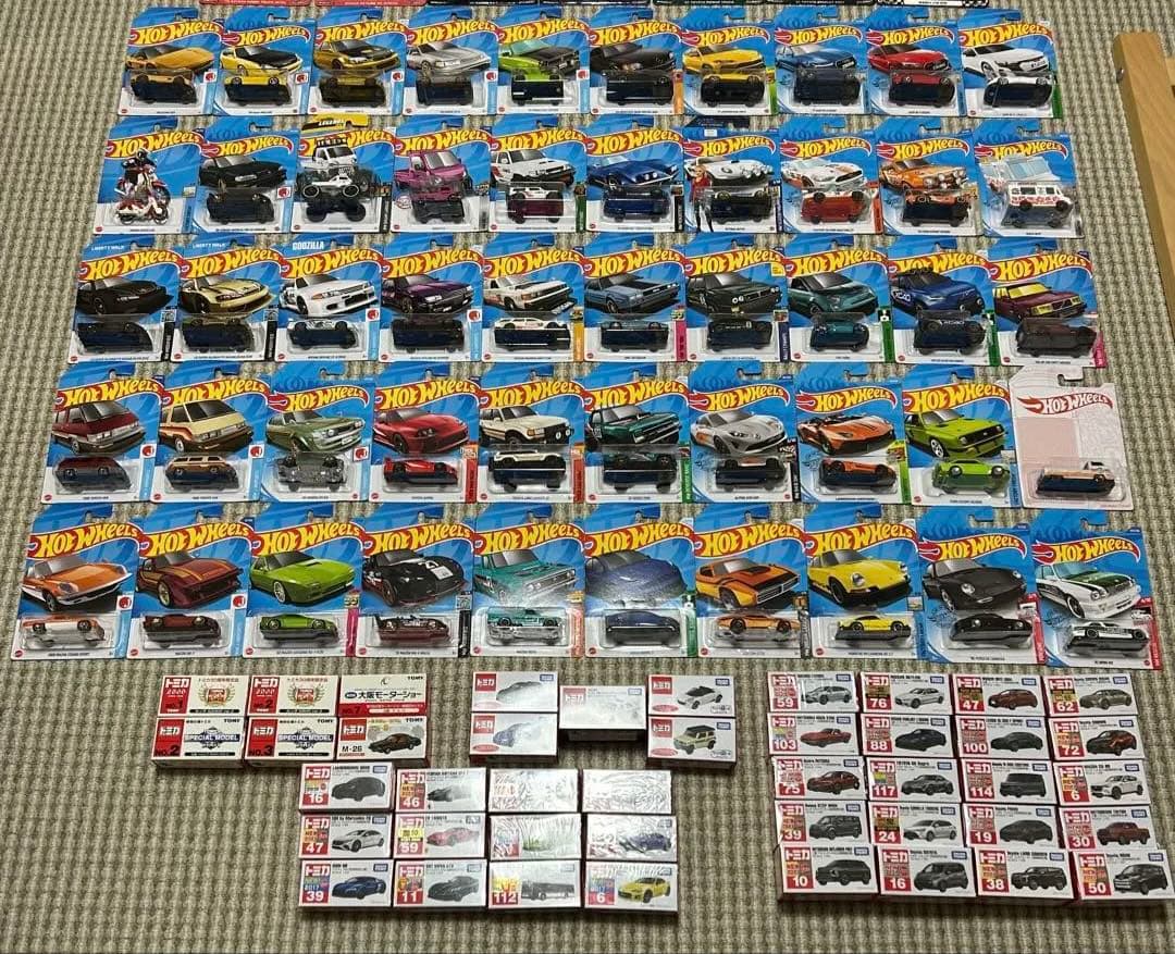 トミカ初回ホットウィール 未開封暗所保管タバコペット無しの為状態良好ダブり無し‼️