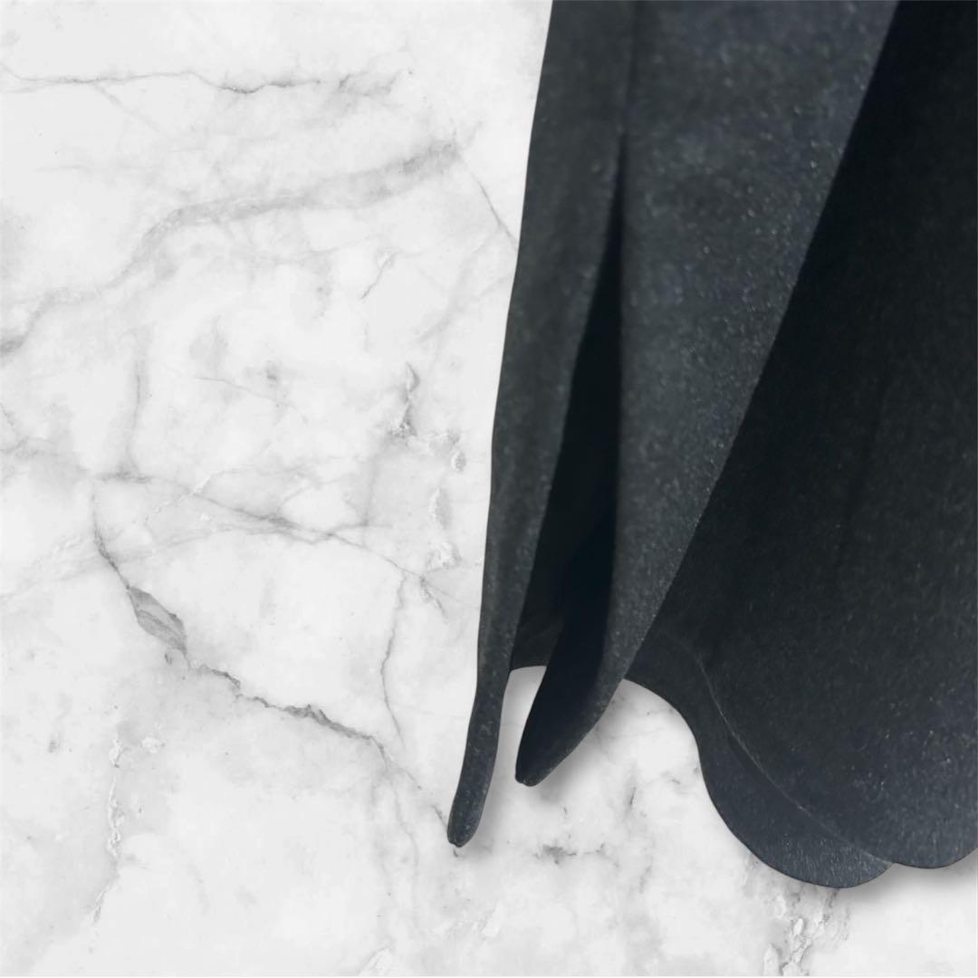 アンドラ　ブラックロングコート　表→毛70%カシミヤ30% 裏→シルク100%