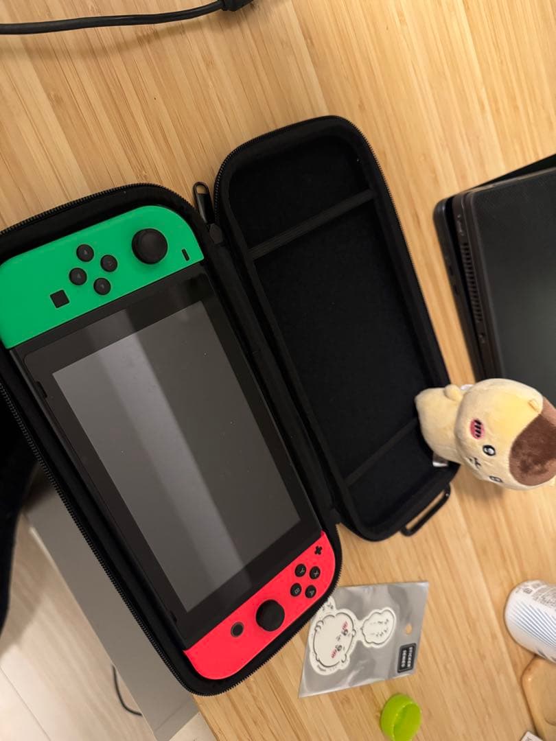 Nintendo Switch グリーン/レッド +本体
