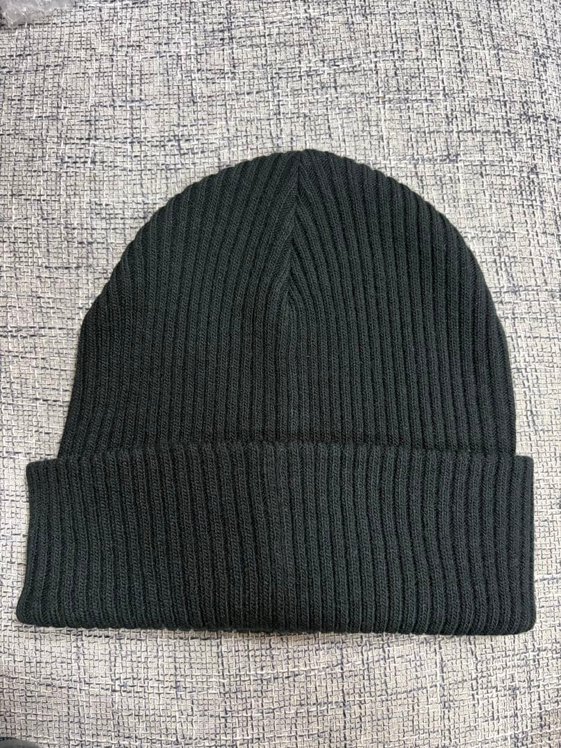 supreme パーカーとニットキャップのセット