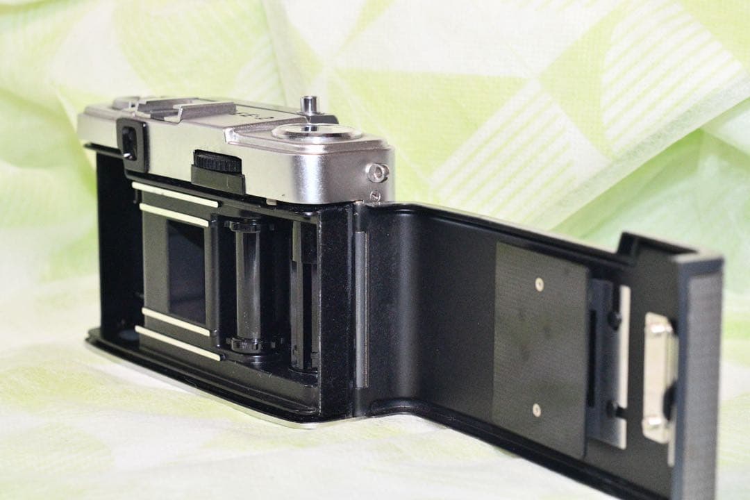 お値引き《動作品》OLYMPUS-PEN EE-2 a365
