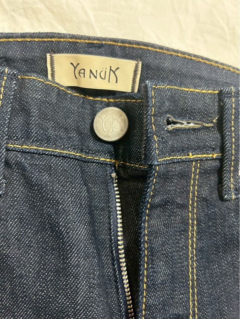 【お値下げ可】　YANUK(ヤヌーク) セミフレア OWI 21