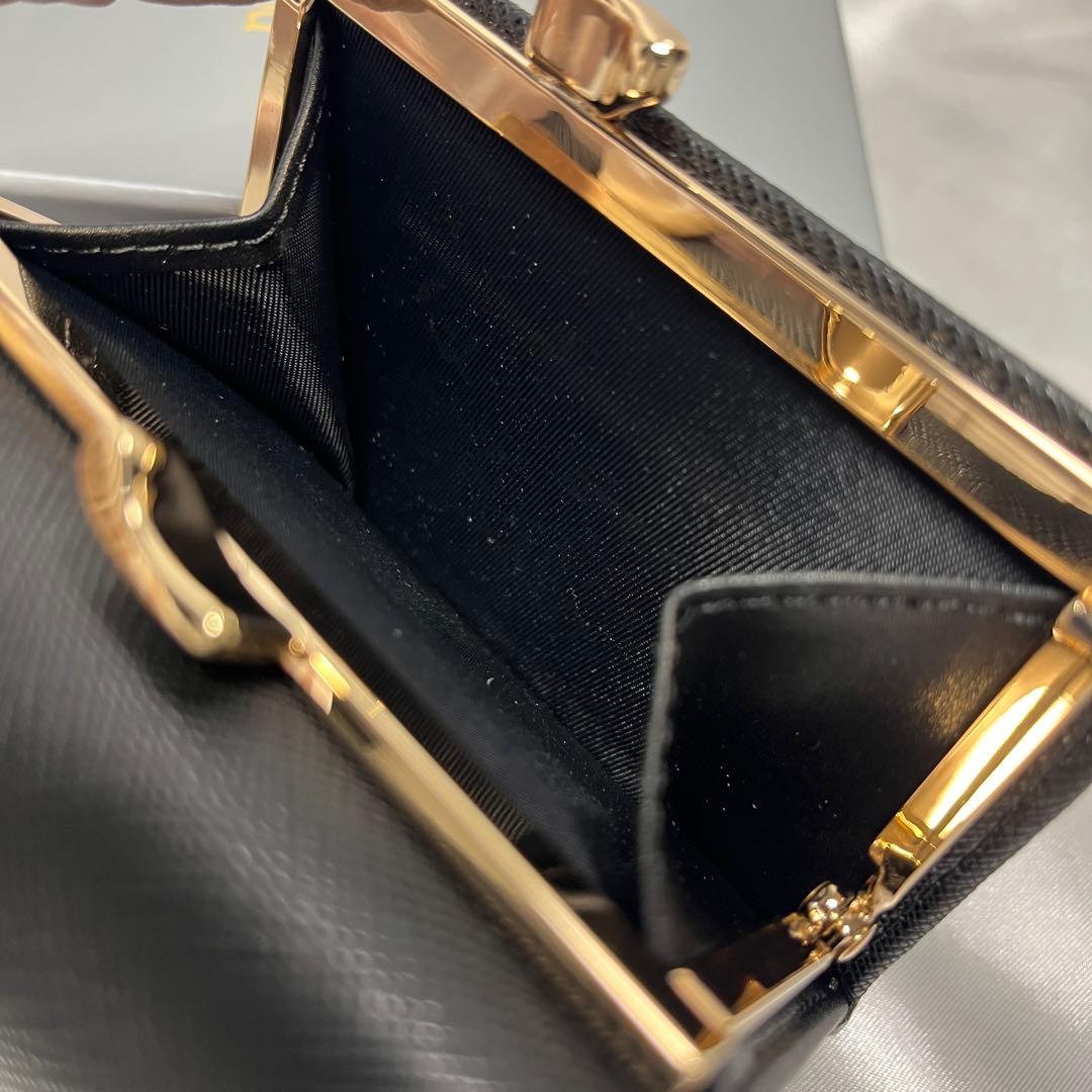 新品VivienneWestwood黒 ブラック 金色オーブ 三つ折り財布